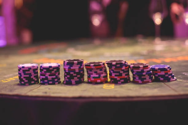 alexistogel login mobile app interface showing sports betting and live-dealer options